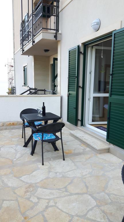 Rooms Andelka Бол Екстер'єр фото